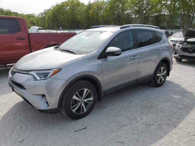 TOYOTA RAV4 XLE 2017 2t3rfrev2hw692980