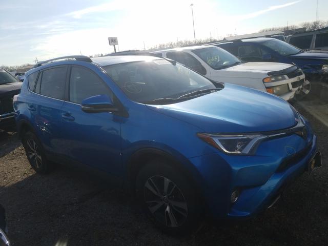 TOYOTA RAV4 XLE 2017 2t3rfrev3hw548662