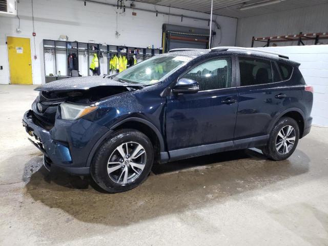 TOYOTA RAV4 XLE 2017 2t3rfrev3hw560892