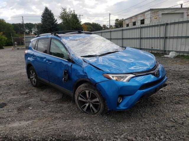 TOYOTA RAV4 XLE 2017 2t3rfrev3hw563615