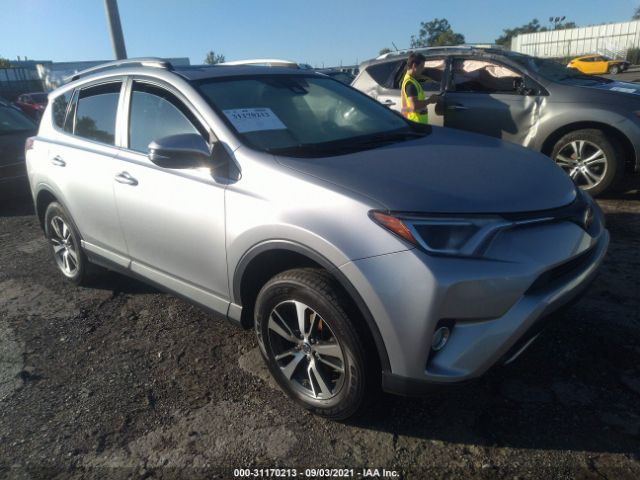 TOYOTA RAV4 2017 2t3rfrev3hw589759