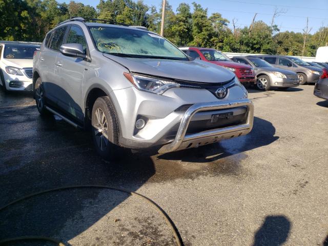 TOYOTA RAV4 XLE 2017 2t3rfrev3hw596579