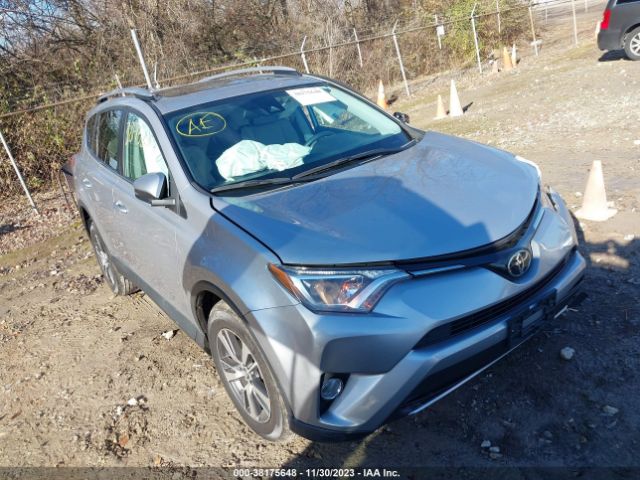 TOYOTA RAV4 2017 2t3rfrev3hw647546