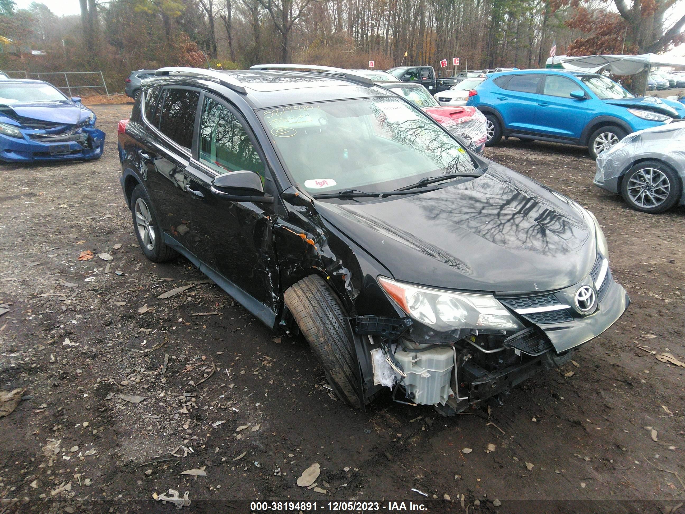 TOYOTA RAV 4 2015 2t3rfrev4fw281660