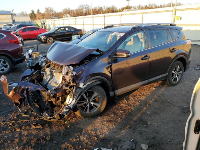 TOYOTA RAV4 XLE 2017 2t3rfrev4hw539842