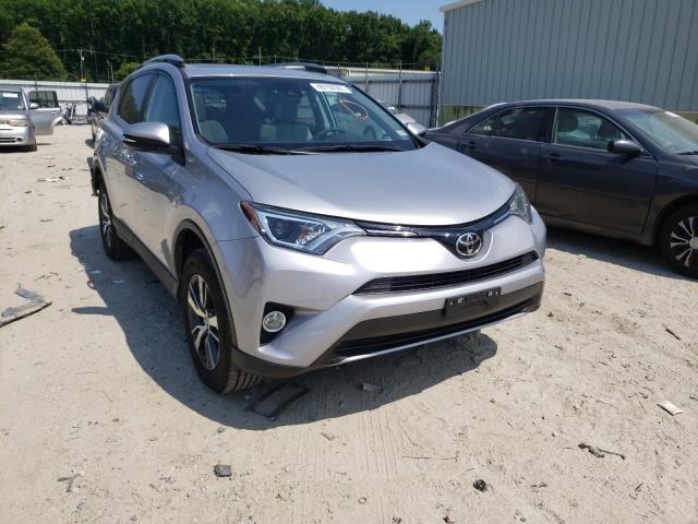 TOYOTA RAV4 XLE 2017 2t3rfrev4hw645451