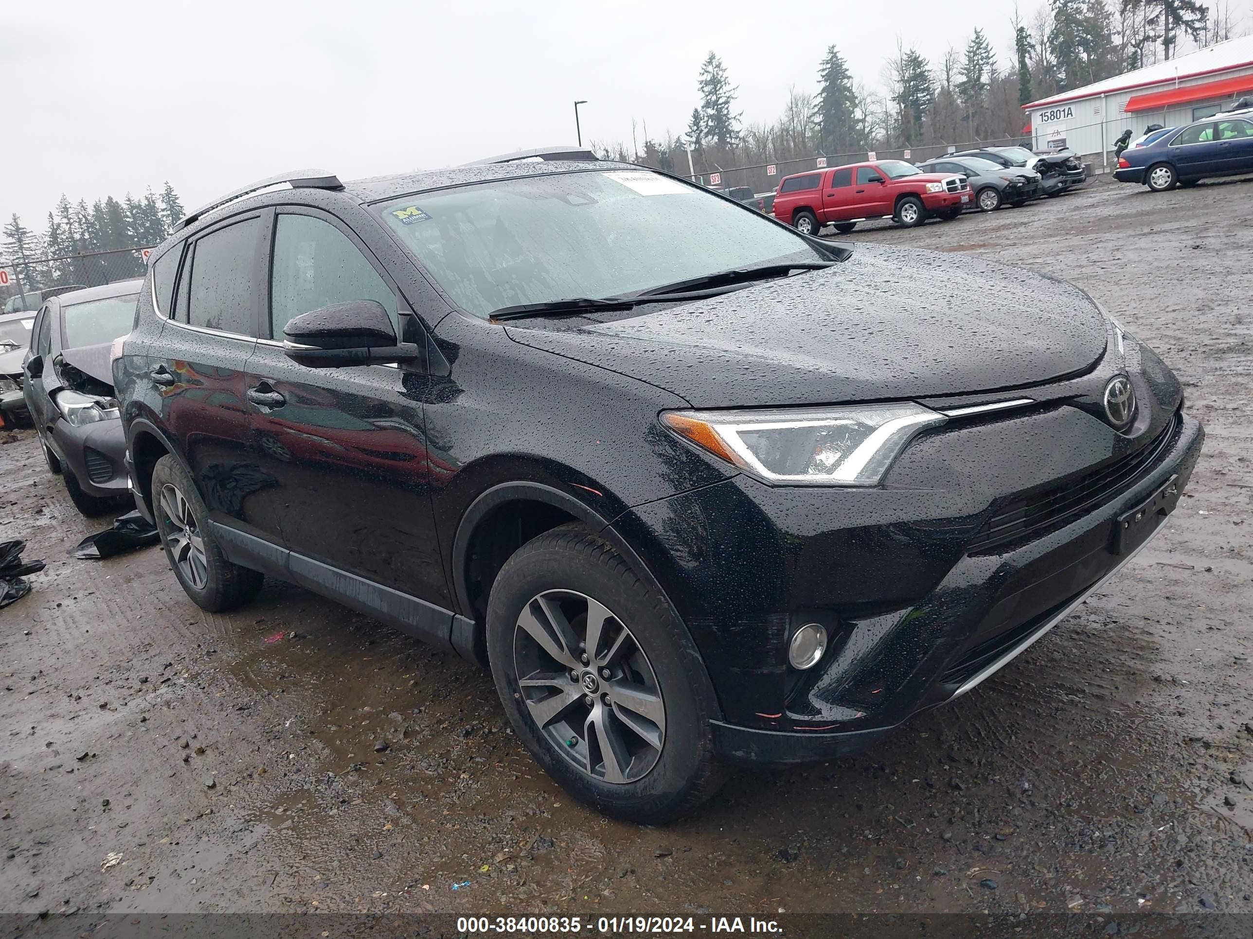 TOYOTA RAV 4 2017 2t3rfrev4hw682399