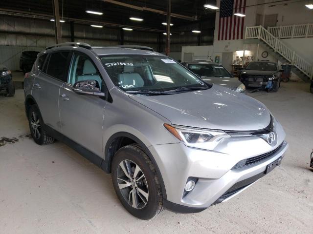 TOYOTA RAV4 XLE 2016 2t3rfrev5gw509022