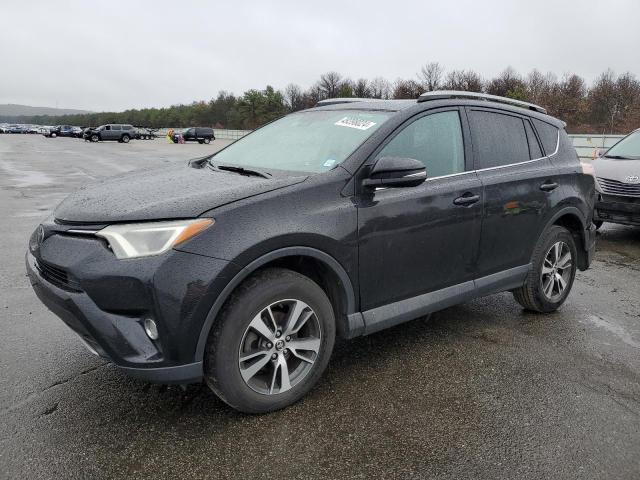 TOYOTA RAV4 2017 2t3rfrev5hw563339