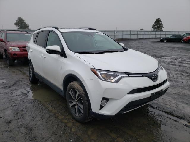 TOYOTA RAV4 XLE 2017 2t3rfrev5hw667376