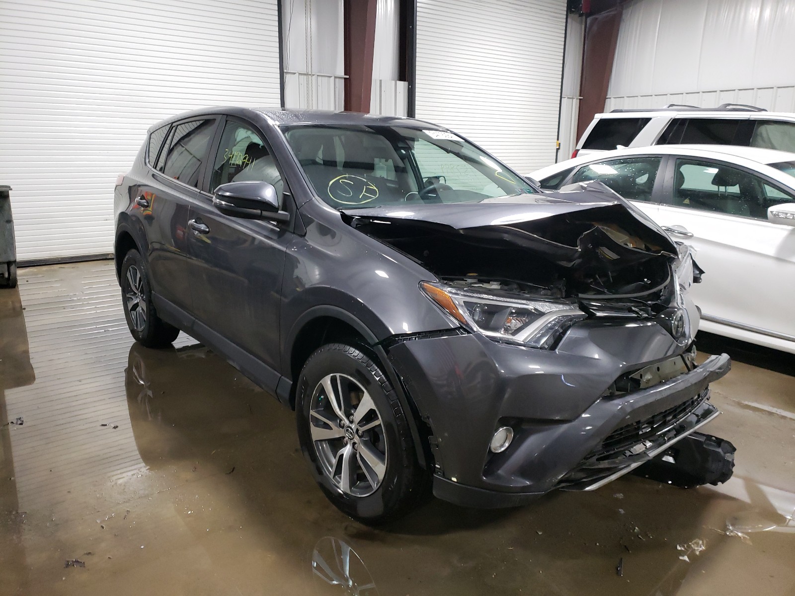 TOYOTA RAV4 ADVEN 2018 2t3rfrev5jw705744