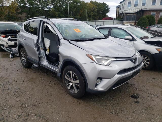 TOYOTA RAV4 XLE 2017 2t3rfrev6hw562281