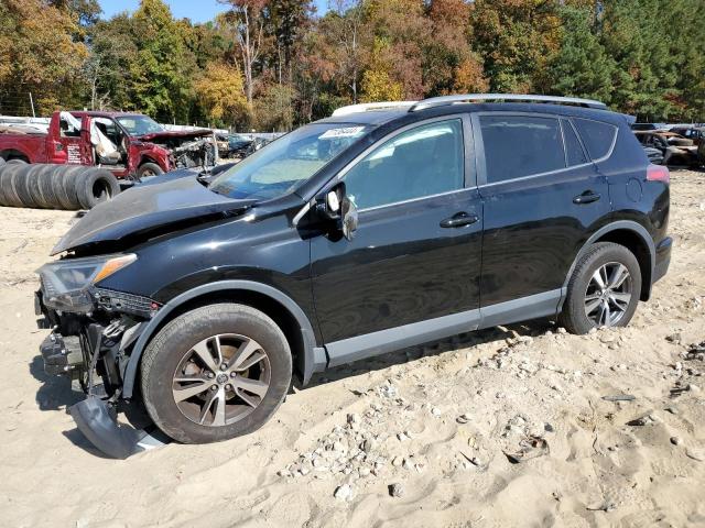 TOYOTA RAV4 XLE 2017 2t3rfrev6hw610832