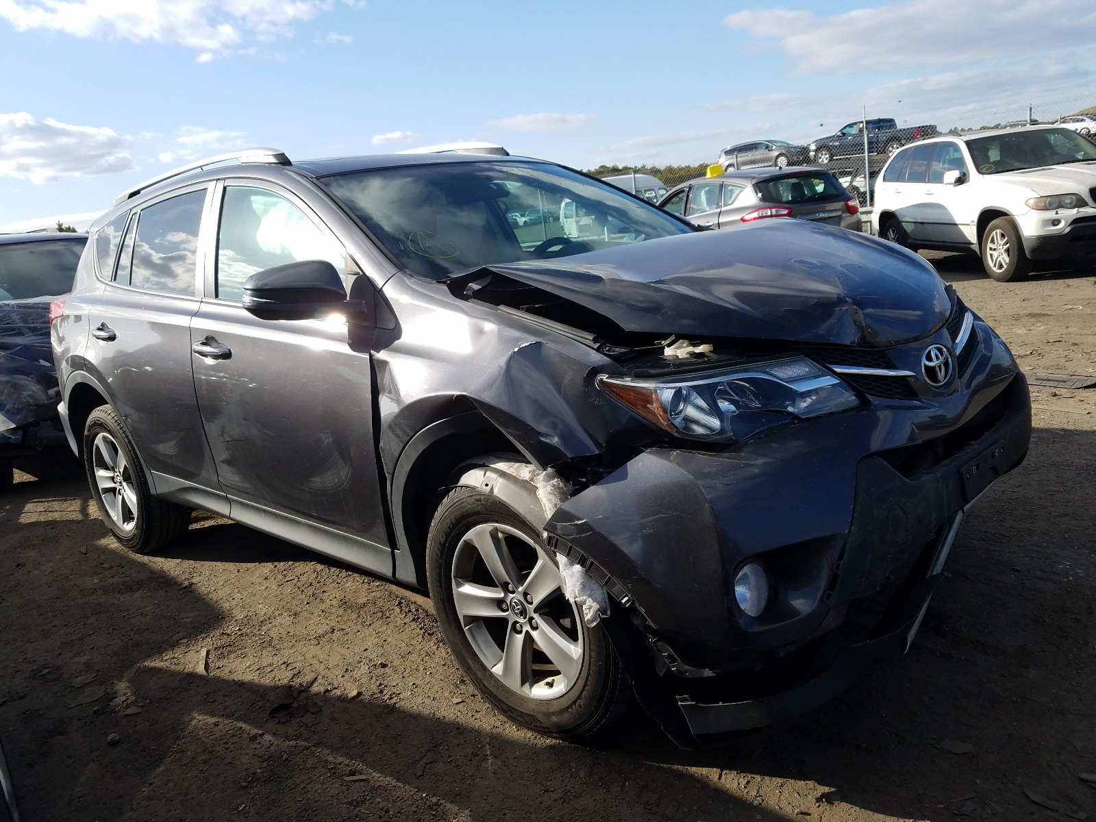 TOYOTA RAV4 XLE 2015 2t3rfrev7fw334898