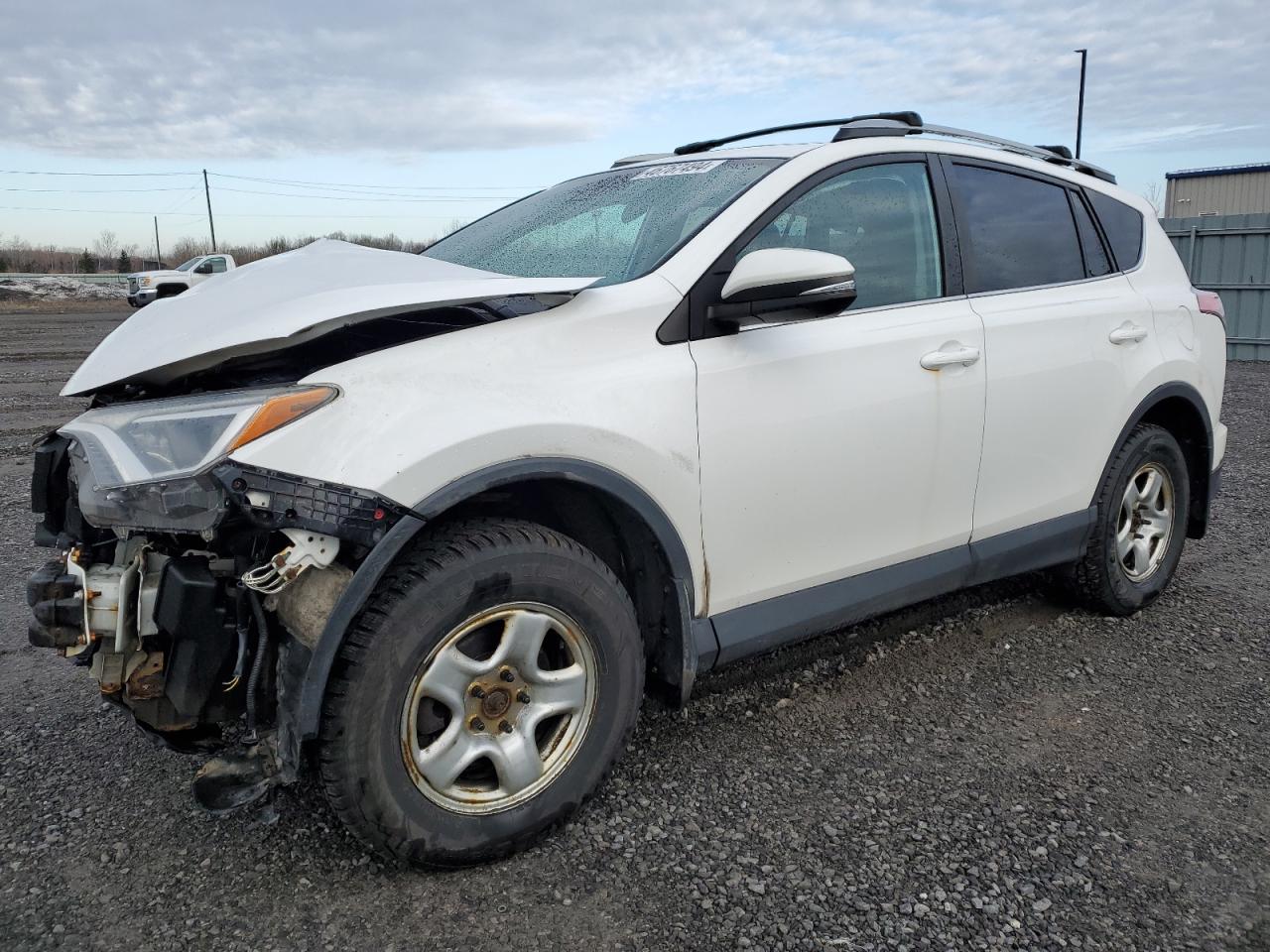 TOYOTA RAV 4 2017 2t3rfrev7hw585620