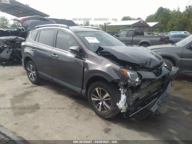 TOYOTA RAV4 2017 2t3rfrev7hw667346