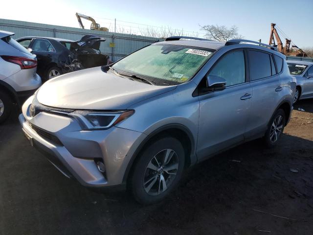 TOYOTA RAV4 XLE 2017 2t3rfrev7hw677116