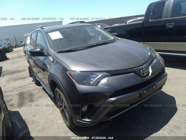 TOYOTA RAV4 2018 2t3rfrev7jw696576