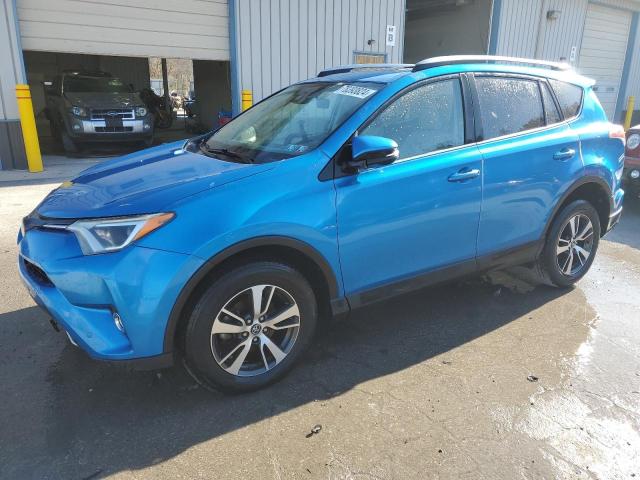 TOYOTA RAV4 XLE 2017 2t3rfrev8hw627308