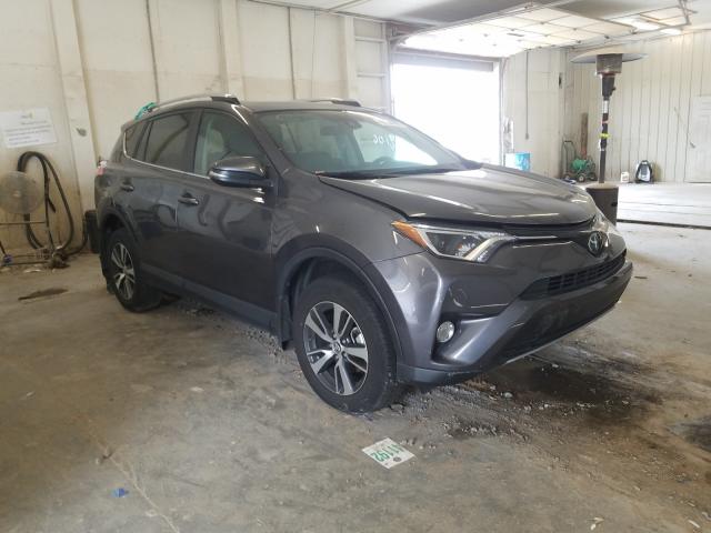 TOYOTA RAV4 XLE 2017 2t3rfrev8hw654041