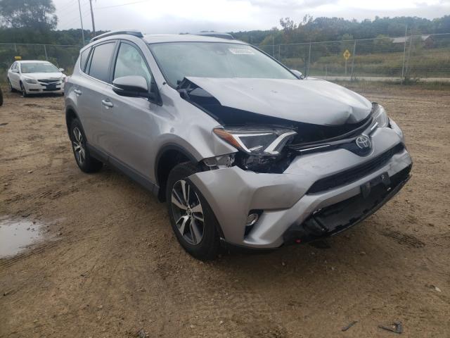 TOYOTA RAV4 XLE 2017 2t3rfrev8hw671969