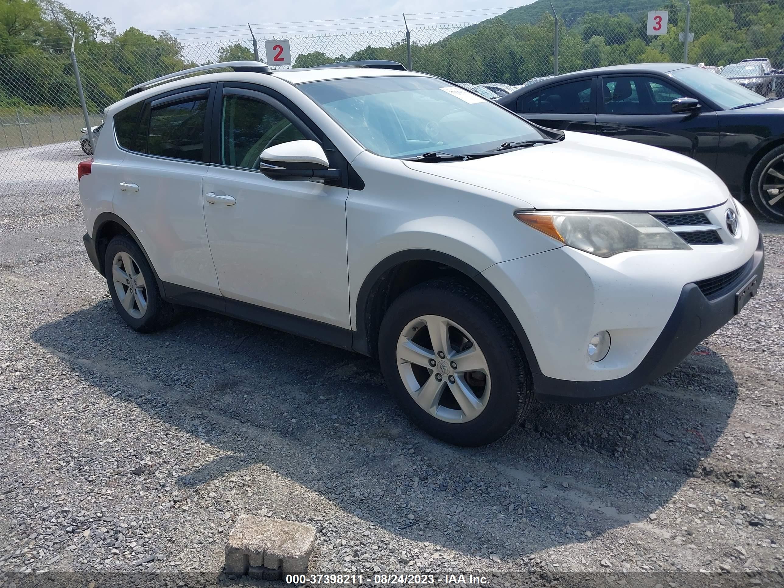 TOYOTA RAV 4 2013 2t3rfrev9dw005939