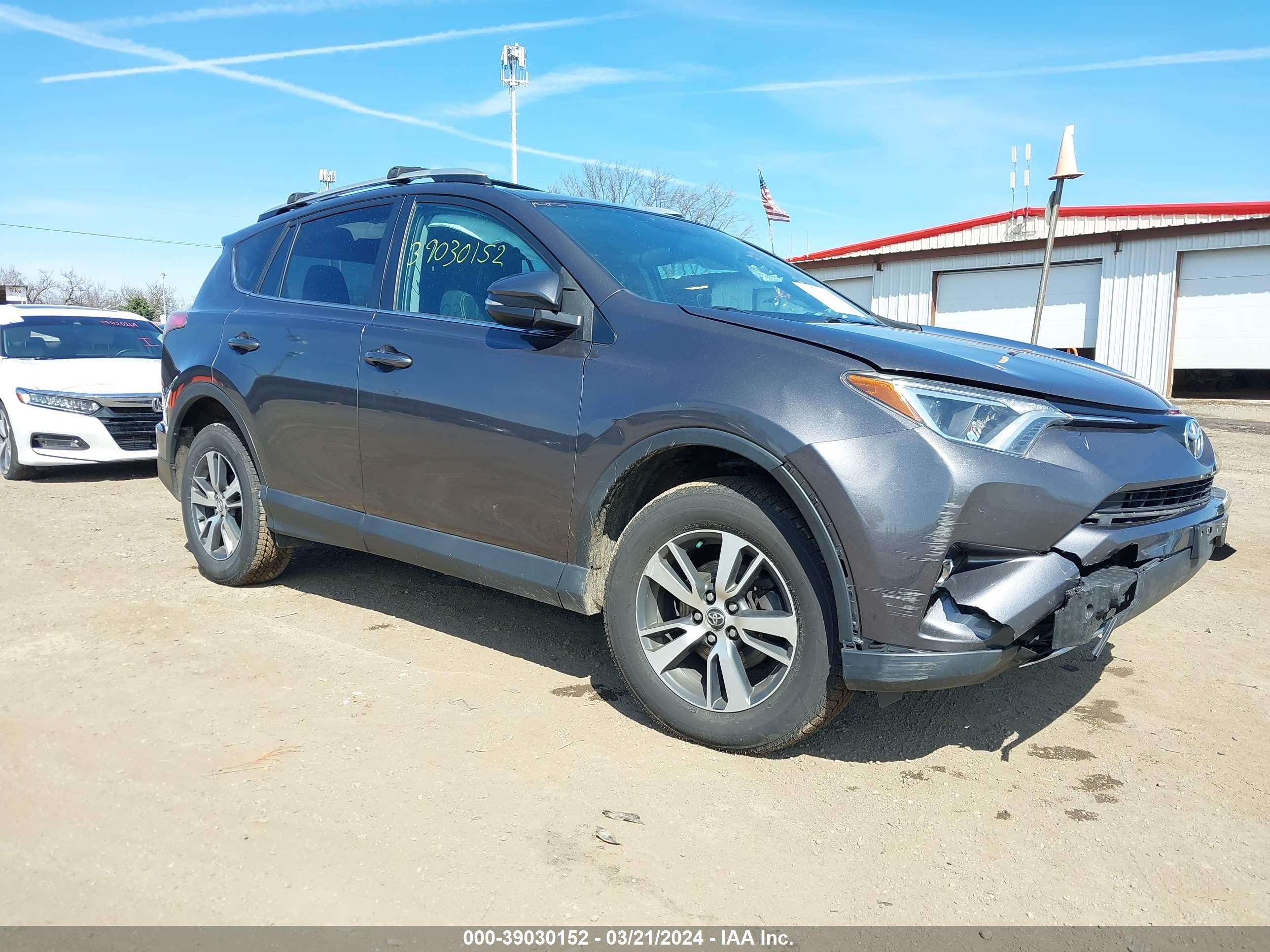 TOYOTA RAV 4 2016 2t3rfrev9gw475361