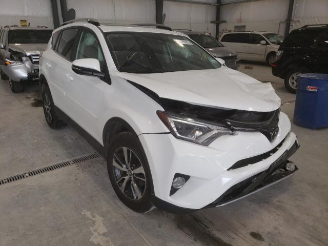 TOYOTA RAV4 XLE 2017 2t3rfrev9hw590785