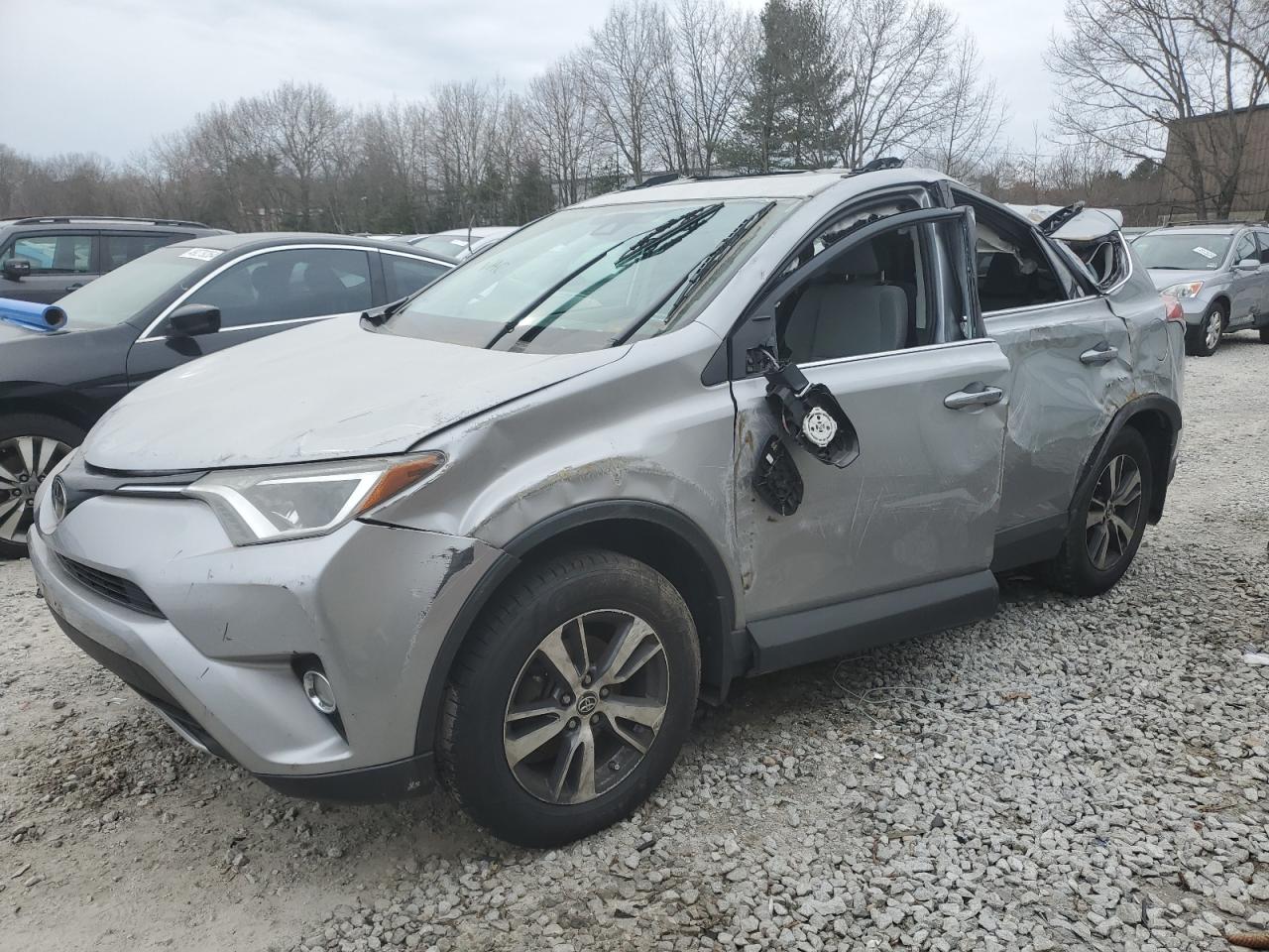 TOYOTA RAV 4 2017 2t3rfrev9hw594822