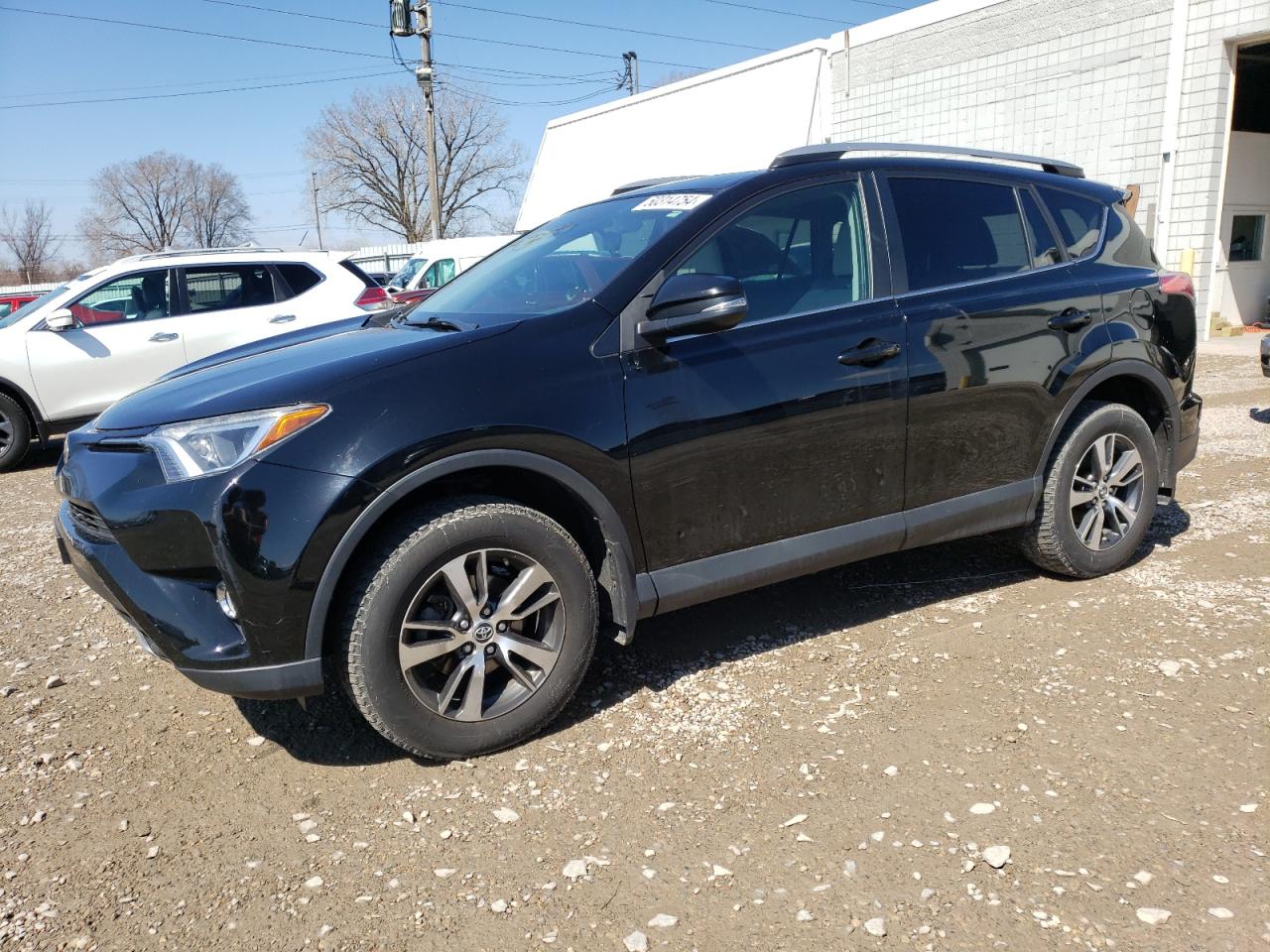 TOYOTA RAV 4 2018 2t3rfrevxjw757791