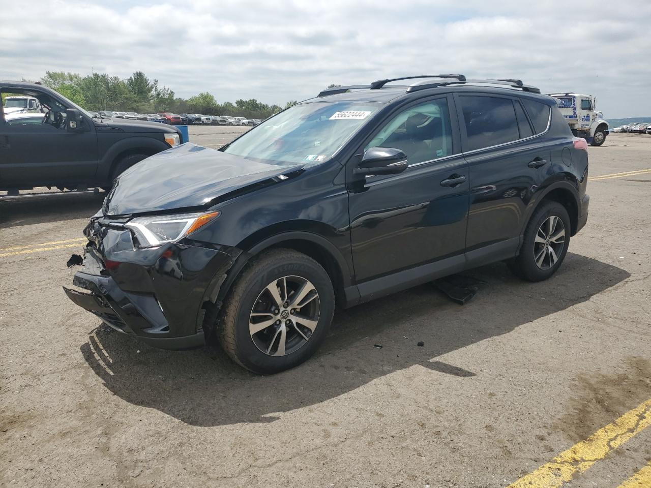 TOYOTA RAV 4 2018 2t3rfrevxjw814006