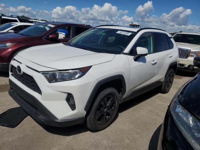 TOYOTA RAV4 XLE 2019 2t3w1rfv0kc022885