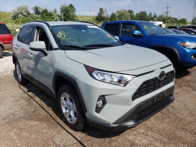 TOYOTA RAV4 XLE 2020 2t3w1rfv0lw078115