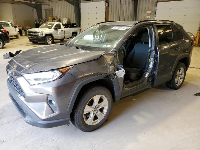 TOYOTA RAV4 XLE 2019 2t3w1rfv1kw003373