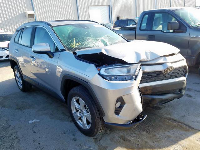 TOYOTA RAV4 XLE 2019 2t3w1rfv1kw011487