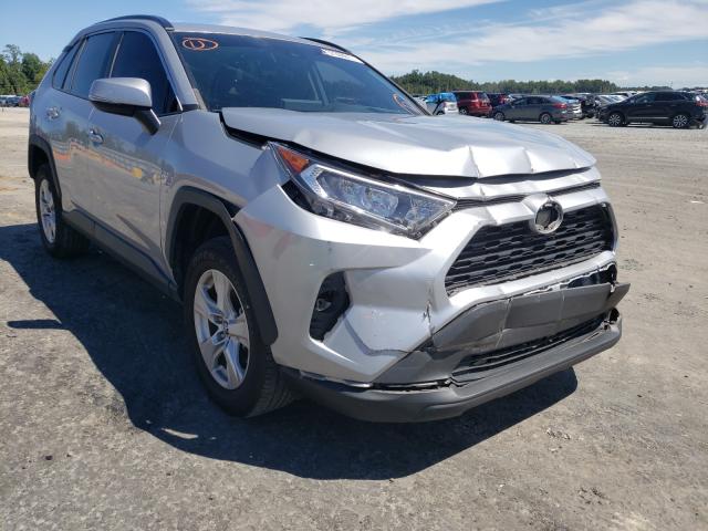 TOYOTA RAV4 XLE 2019 2t3w1rfv2kw025169