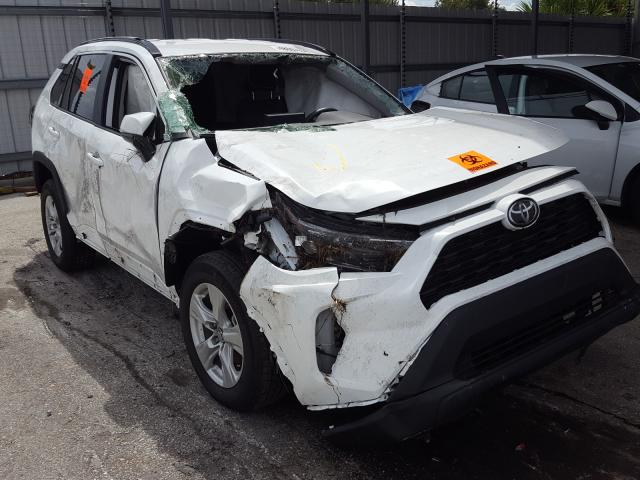 TOYOTA RAV4 XLE 2020 2t3w1rfv2lc075170