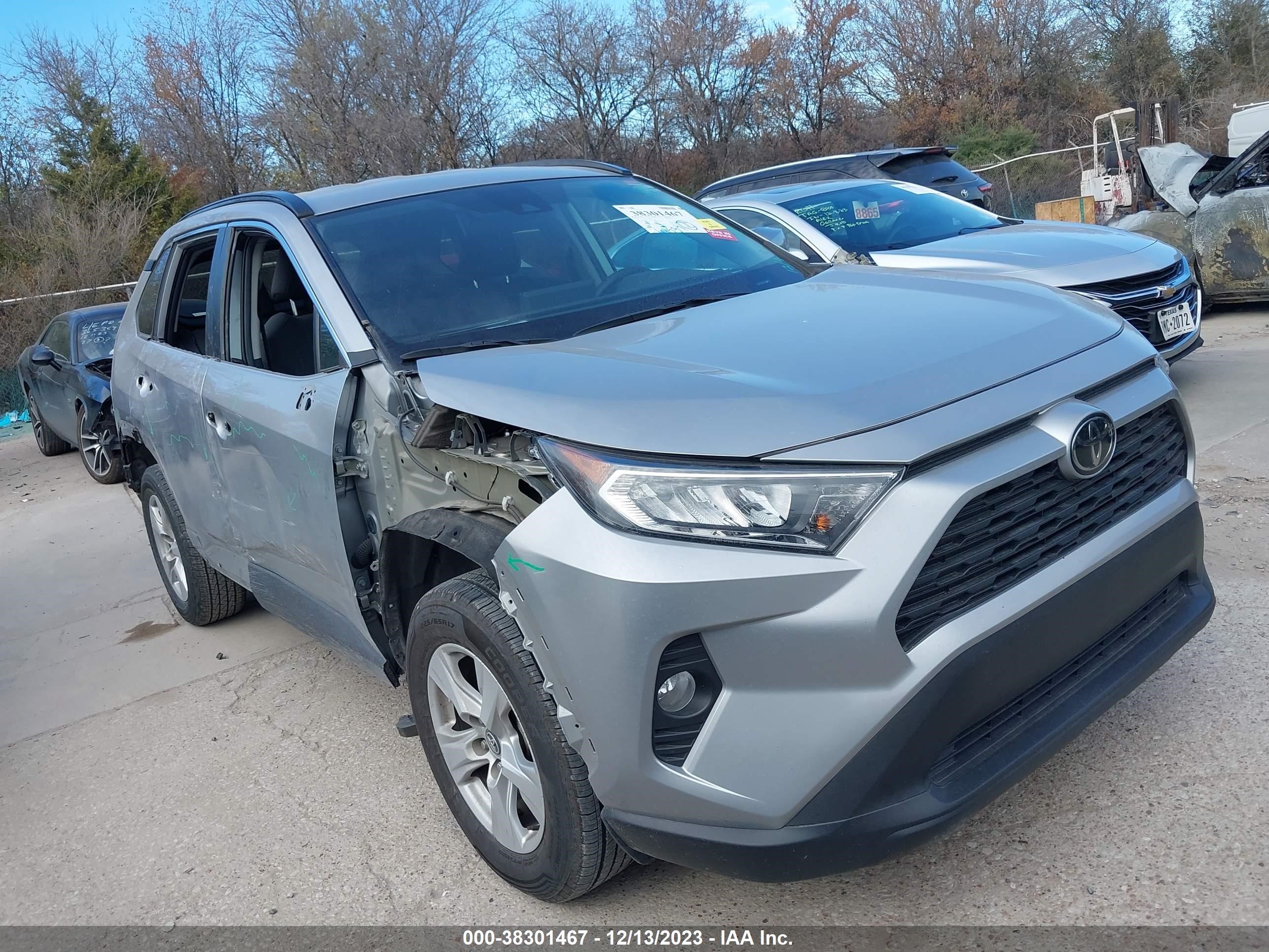 TOYOTA RAV 4 2021 2t3w1rfv2mw114601