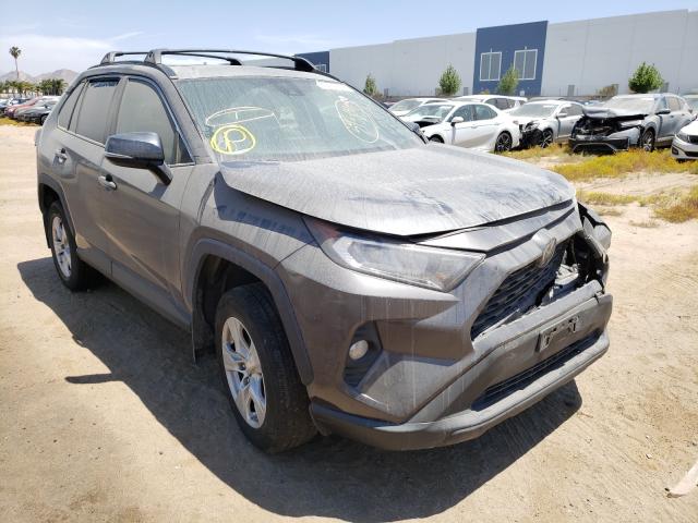 TOYOTA RAV4 XLE 2019 2t3w1rfv3kw017856