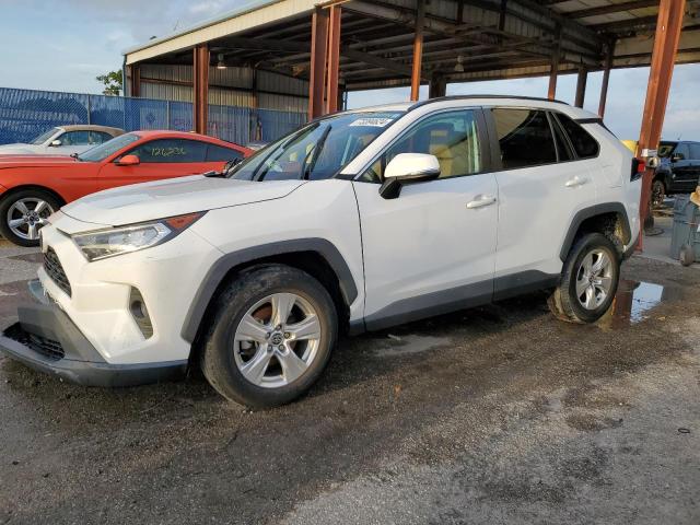 TOYOTA RAV4 XLE 2021 2t3w1rfv3mc139072