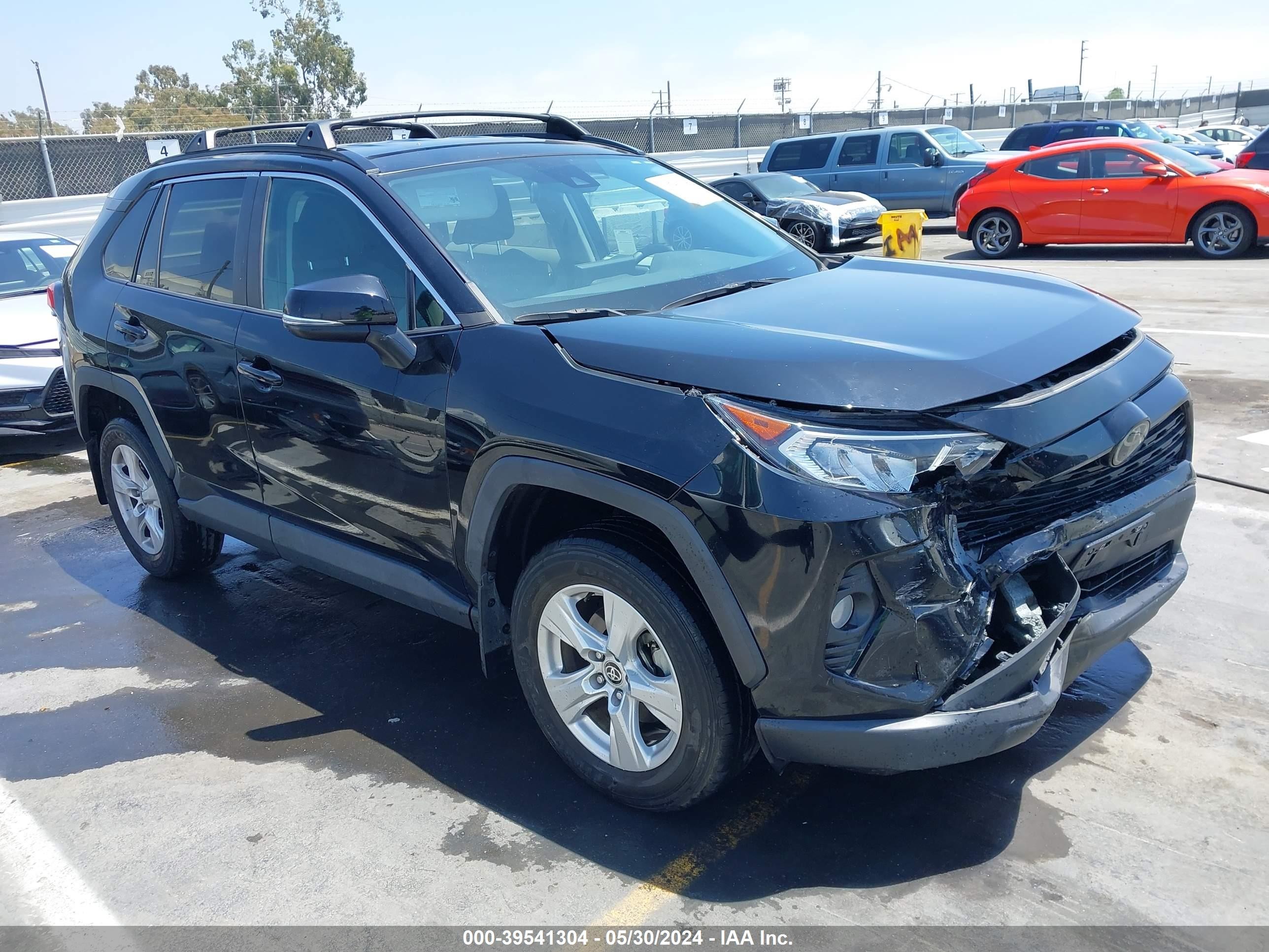 TOYOTA RAV 4 2021 2t3w1rfv3mc142926