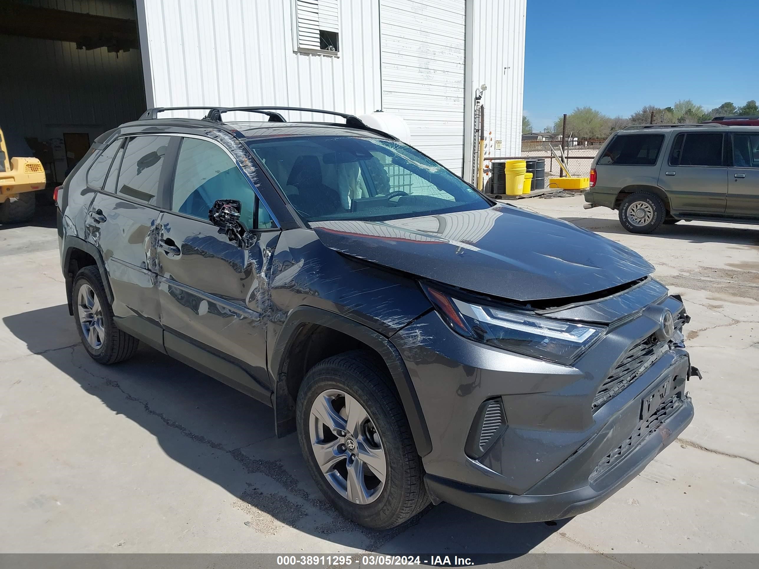 TOYOTA RAV 4 2022 2t3w1rfv3nc211728