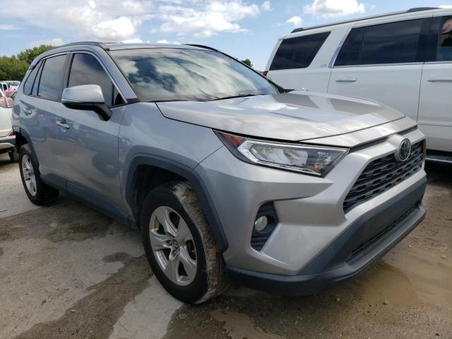 TOYOTA RAV4 XLE 2019 2t3w1rfv4kw014481