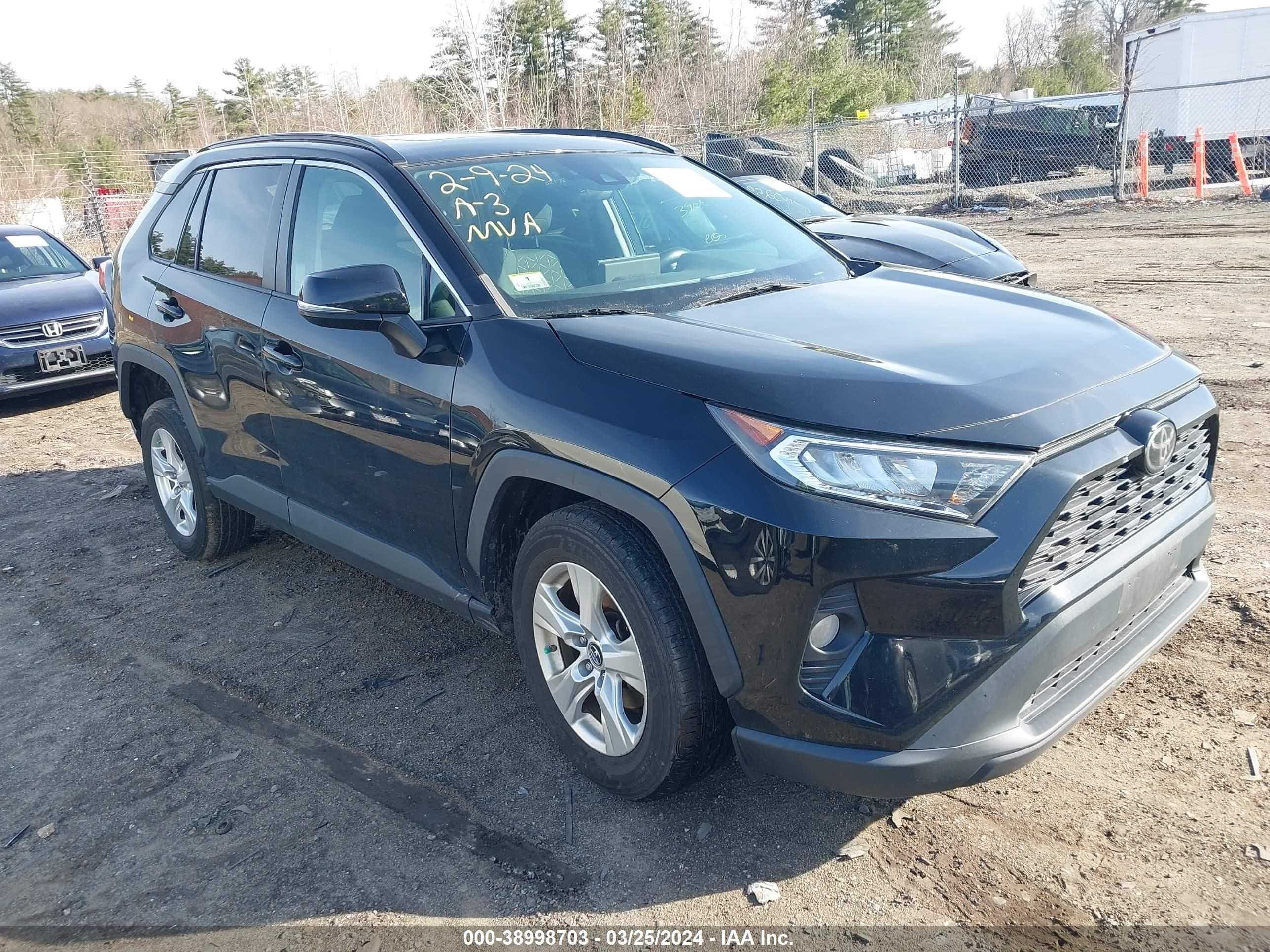 TOYOTA RAV 4 2019 2t3w1rfv4kw015288