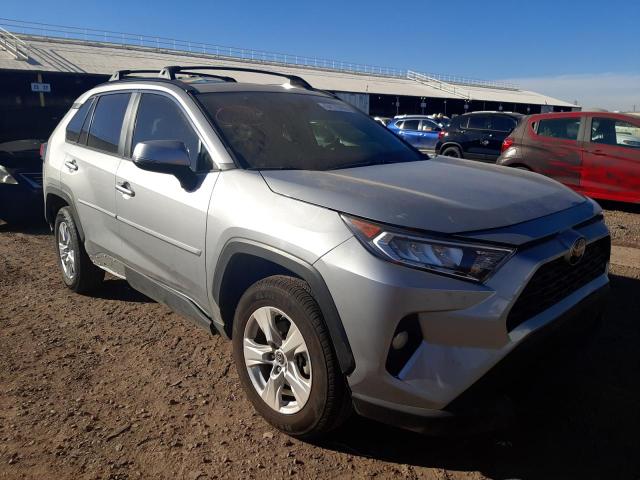 TOYOTA RAV4 XLE 2019 2t3w1rfv5kw042936