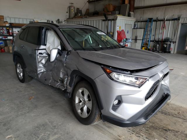 TOYOTA RAV4 XLE 2020 2t3w1rfv5lc055057