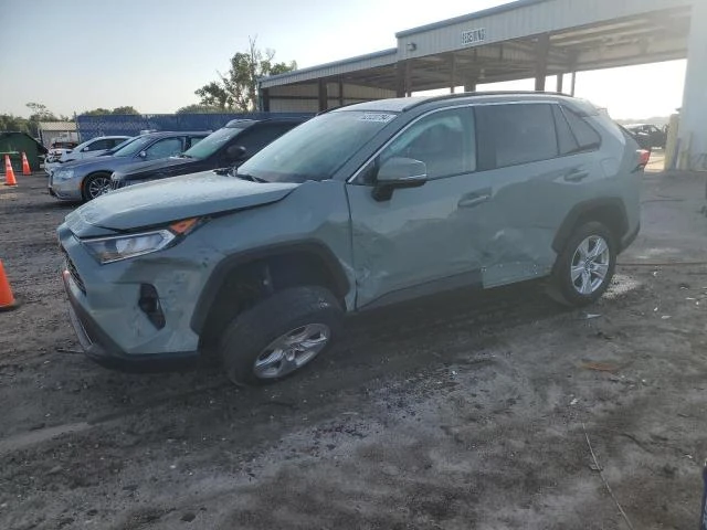 TOYOTA RAV4 XLE 2021 2t3w1rfv5mc088075