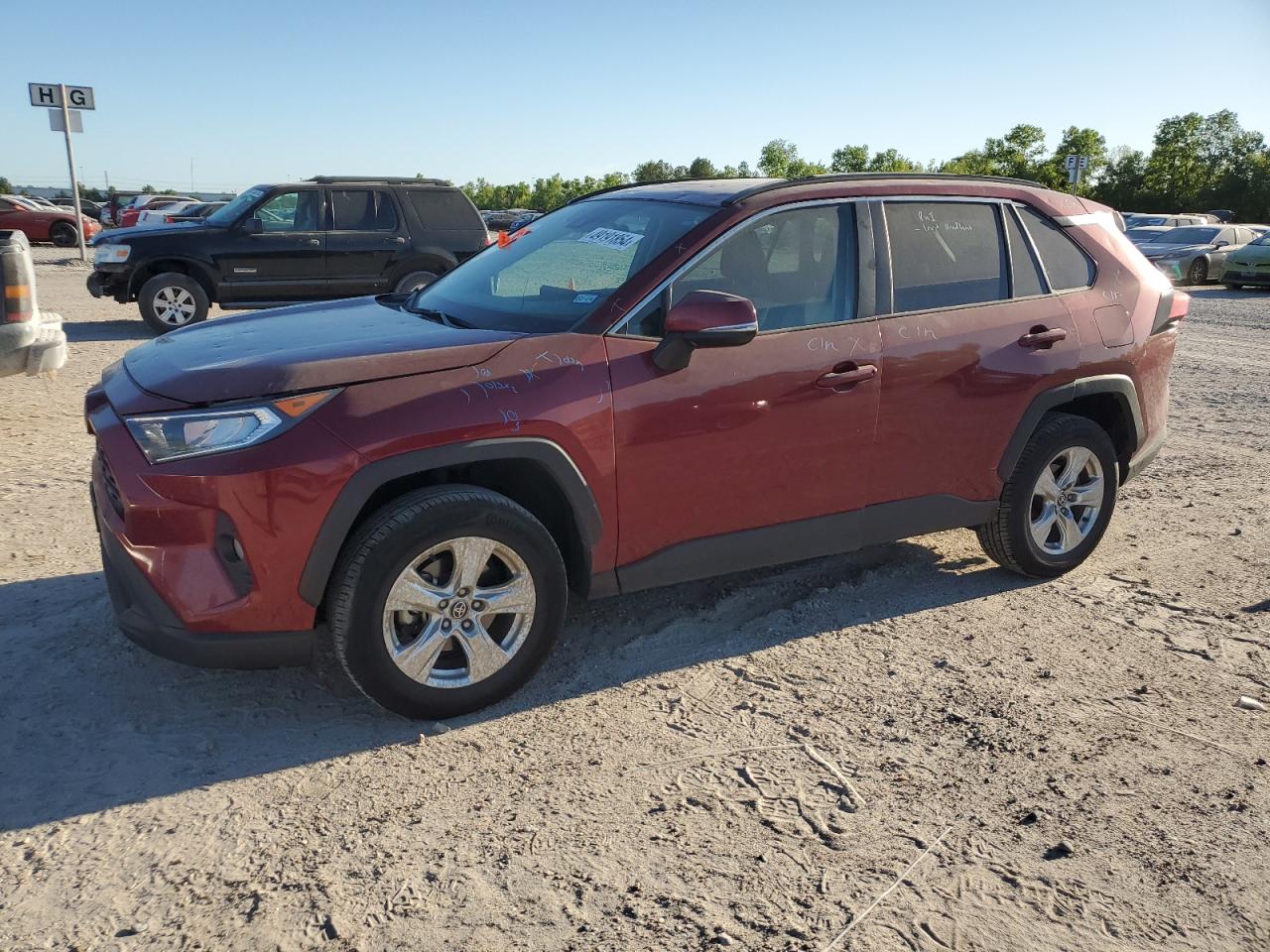 TOYOTA RAV 4 2021 2t3w1rfv5mw130372