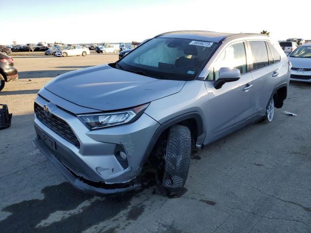 TOYOTA RAV4 XLE 2019 2t3w1rfv6kc003063