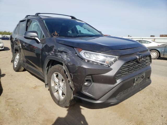 TOYOTA RAV4 XLE 2019 2t3w1rfv7kw021635